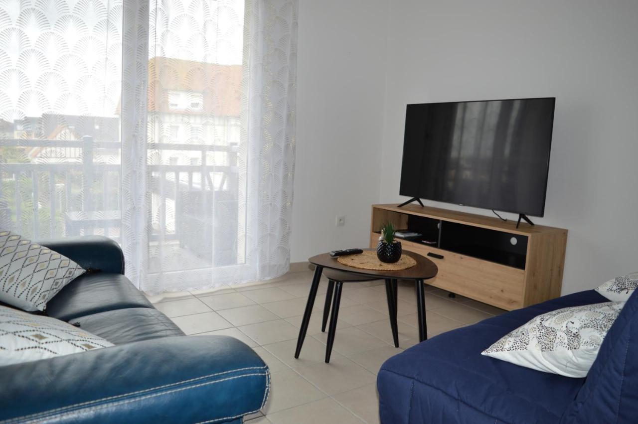 Appartement Spacieux Avec Balcon - A 50M De La Plage Courseulles-sur-Mer Exteriör bild